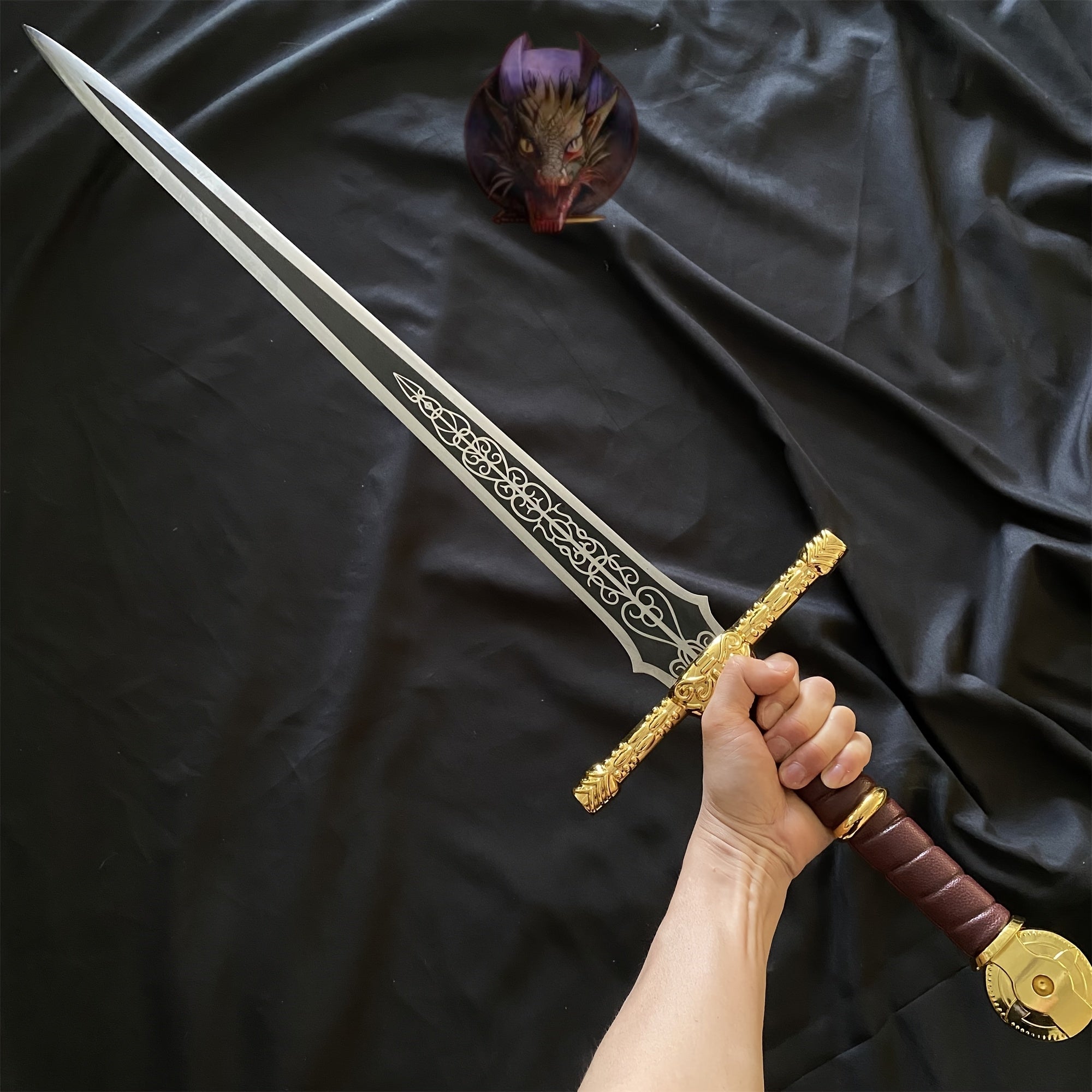 Life-size Lordsworn's Straight Sword Metal Replica