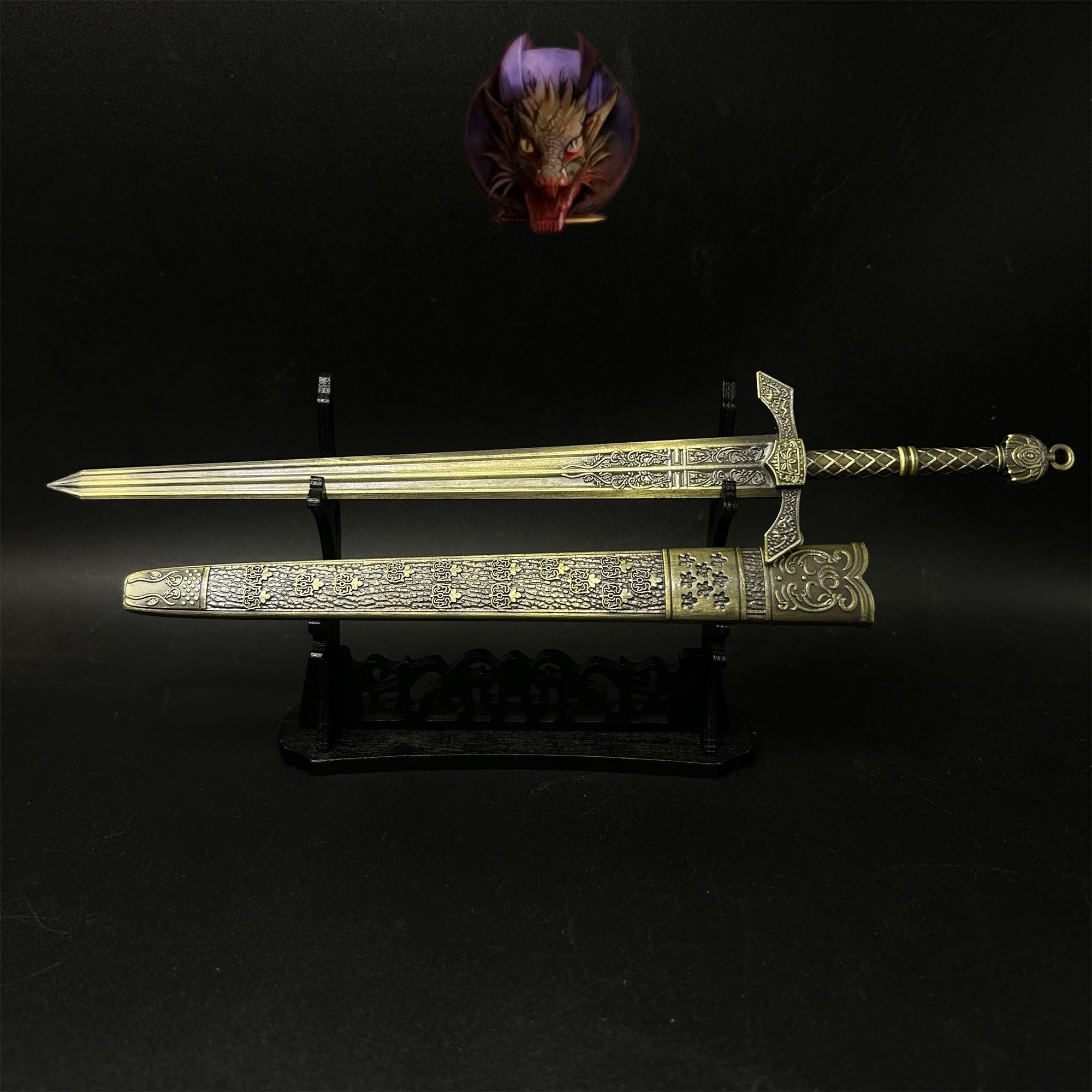 ER Game Banished Knight's Greatsword 22CM Metal Replica
