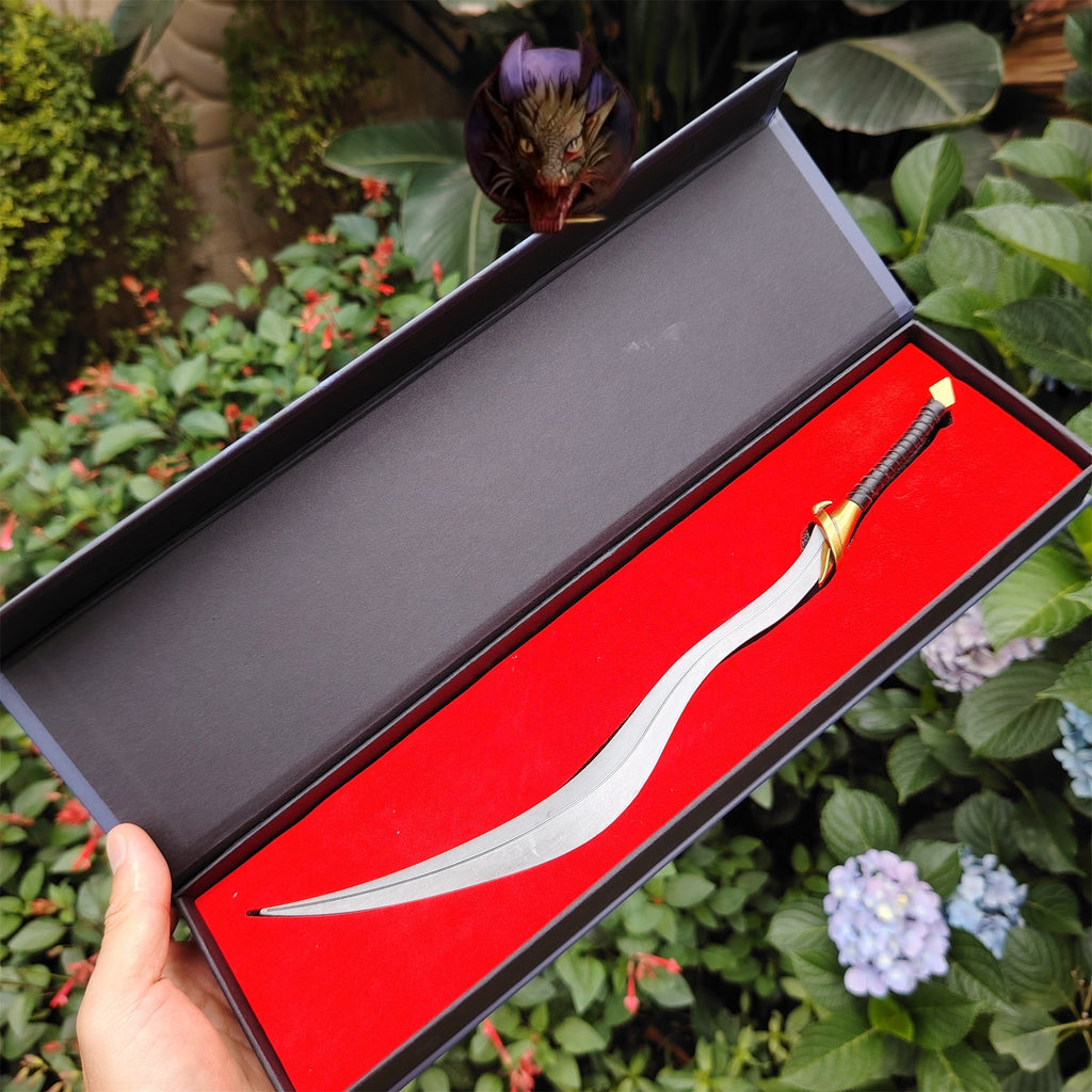 ER Bloodhound's Fang Metal Replica With Gift Box