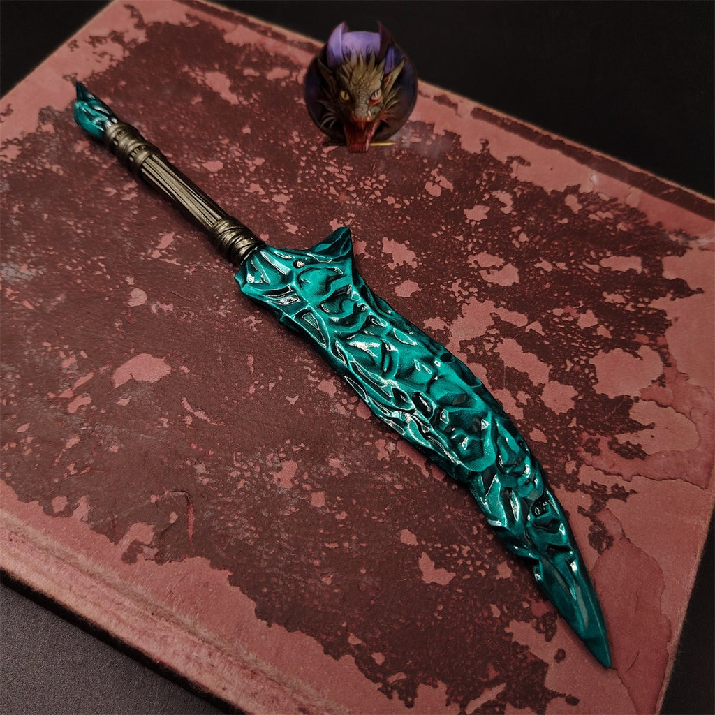 Elden Crystal Knife Metal Replica