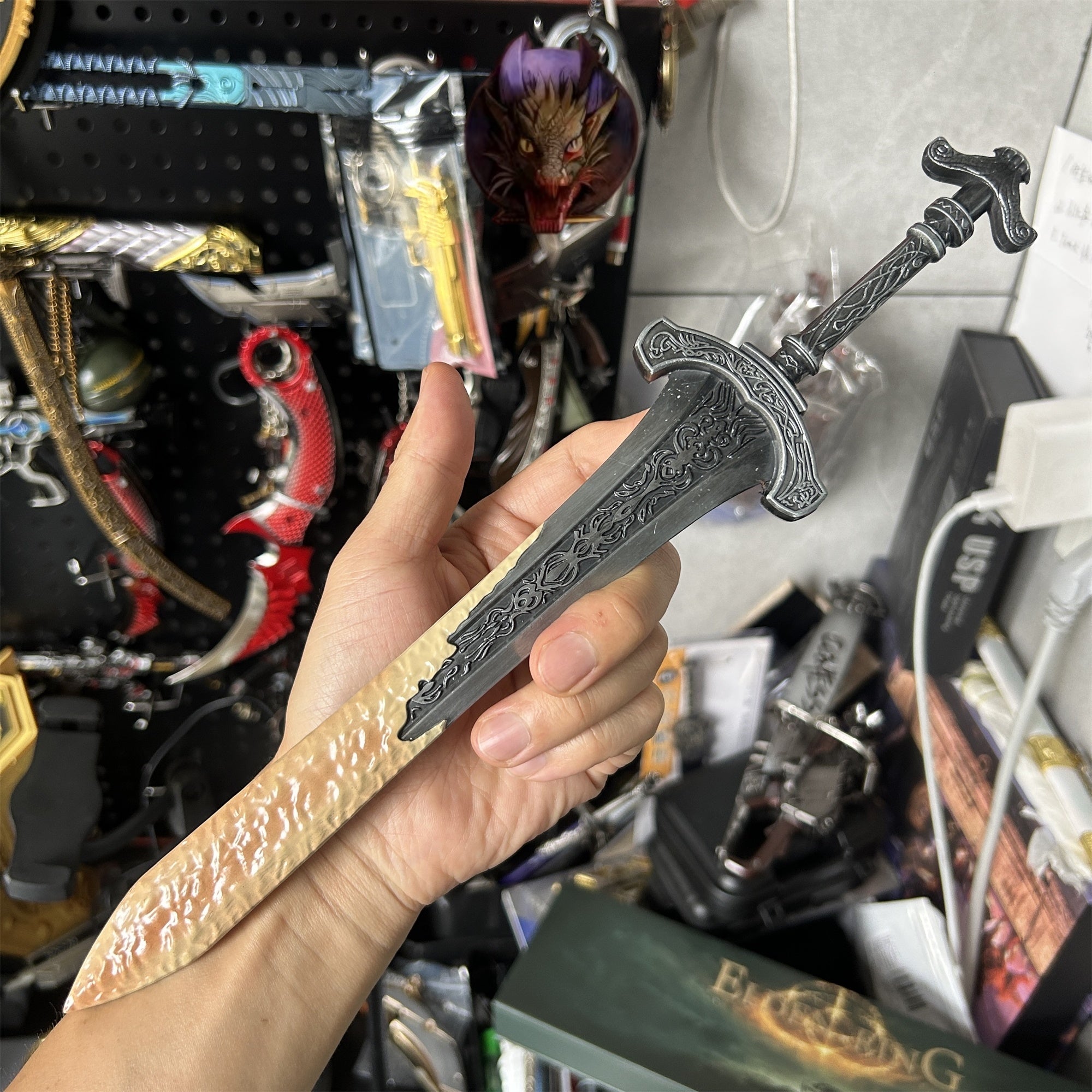 Soul Game Gargoyle's Blade 30CM Metal Replica