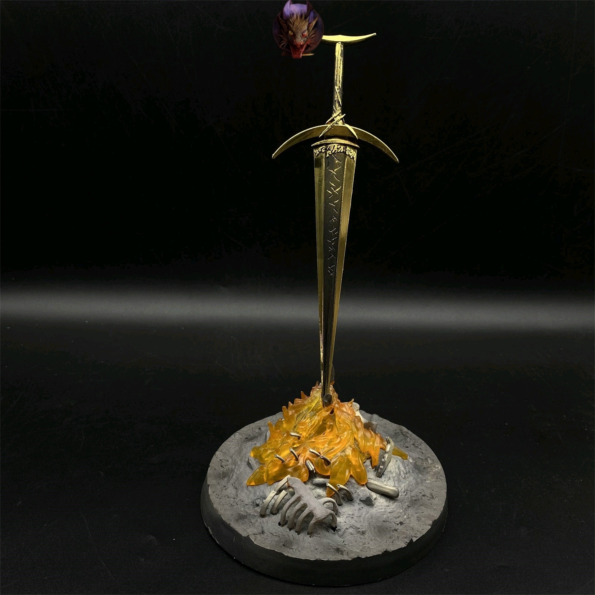 ER Golden Order Greatsword Metal Miniature Replica