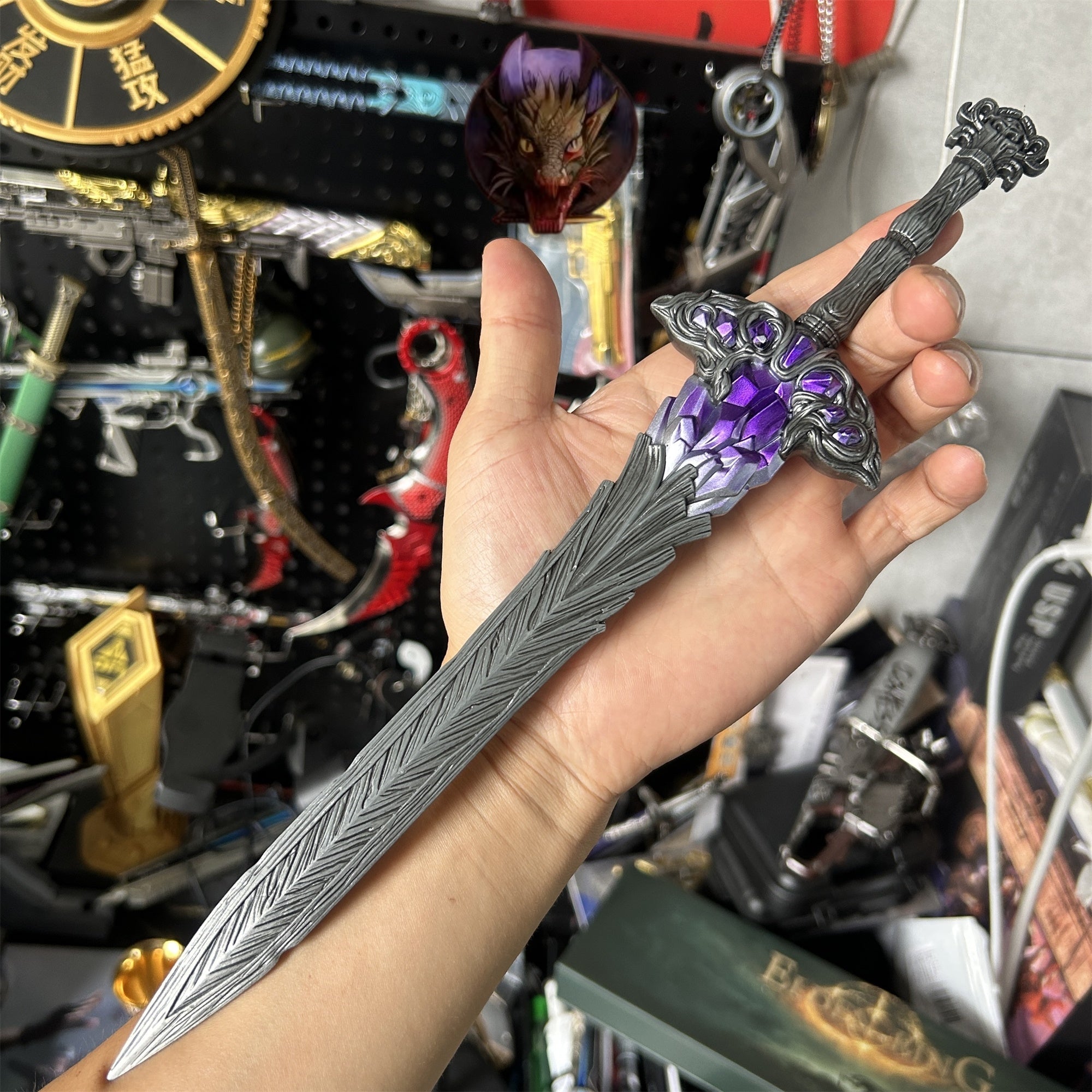 Soul Game Lazuli Glintstone Sword Metal Replica