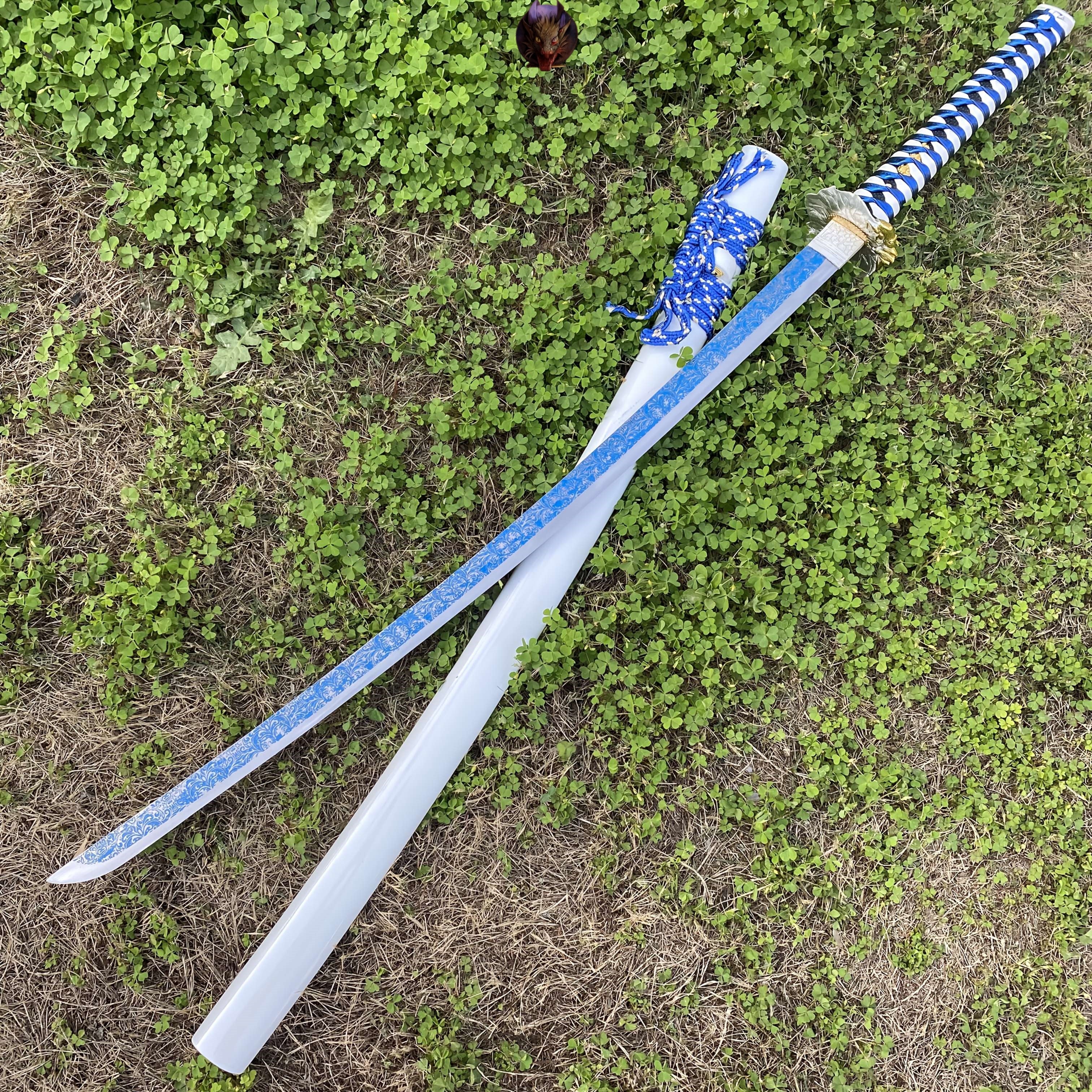 Life-size The Frog Of Lotus Leaves Carbon Steel Katana