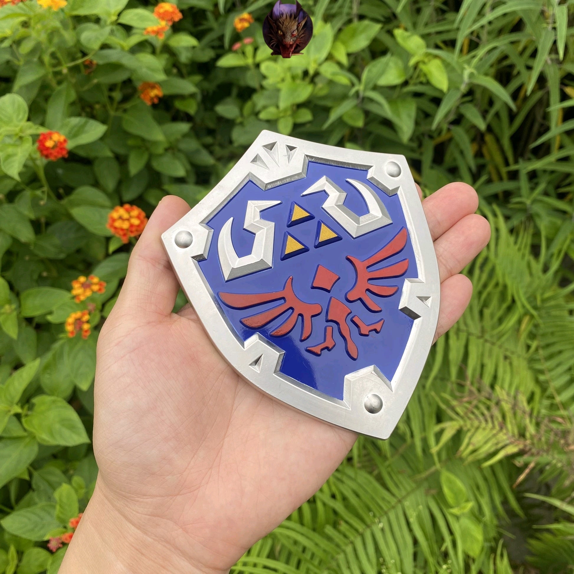 Hylian Shield And 28CM Link Master Sword Metal Replica Miniatue 2 In 1 Pack
