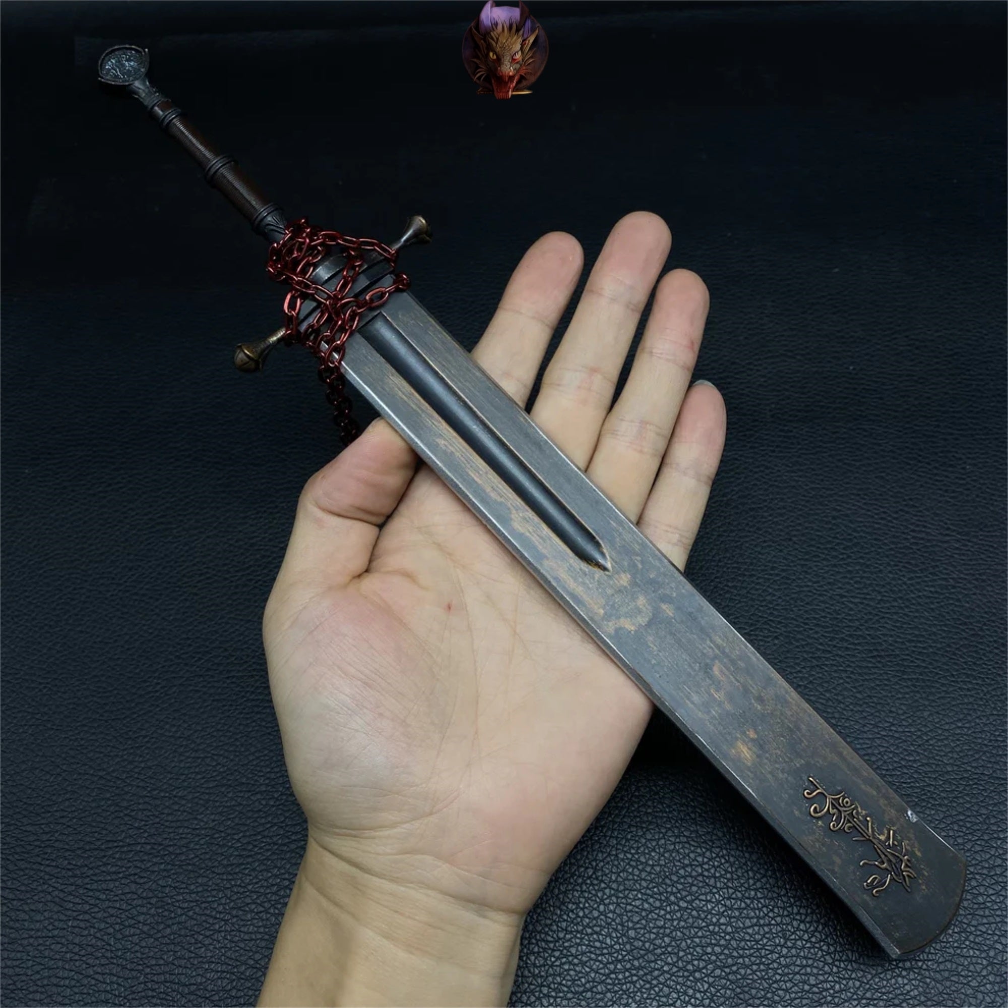 ER Marais Executioner's Sword Metal Miniature Replica