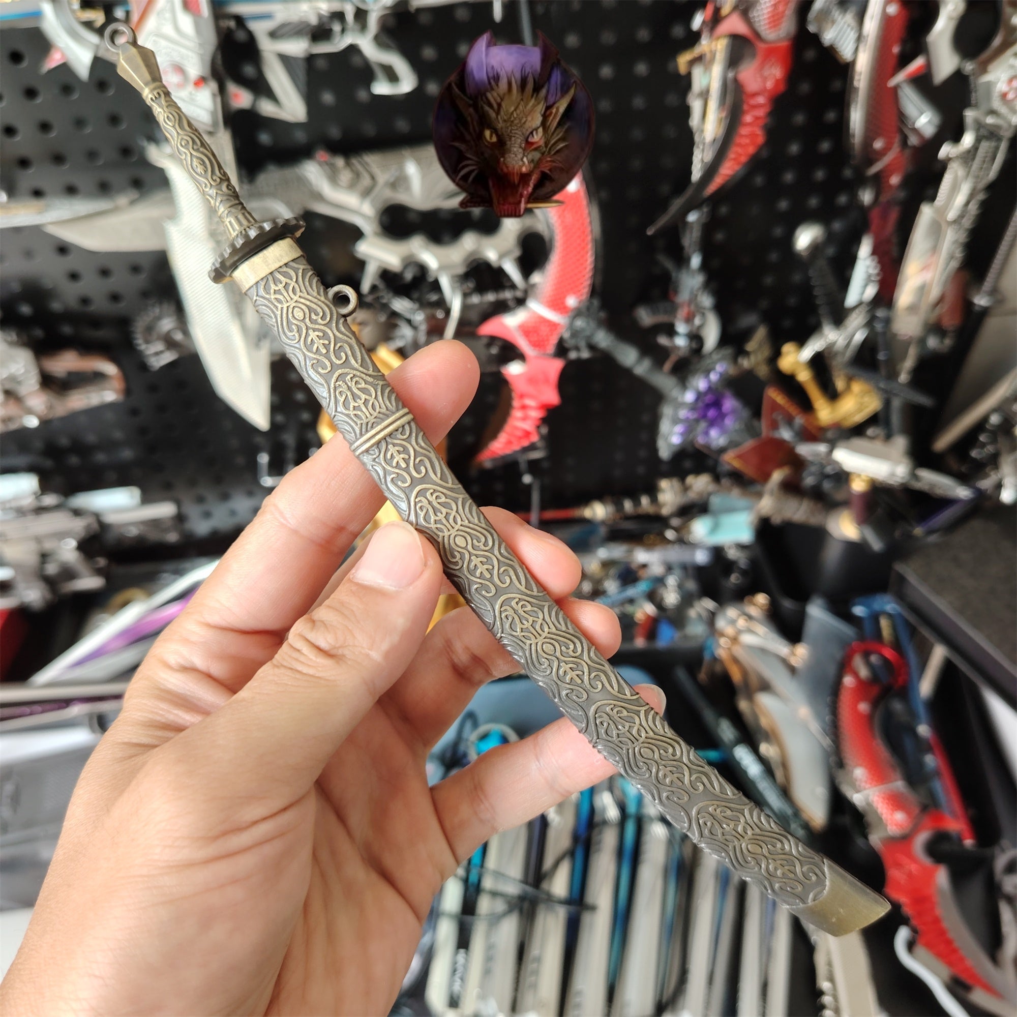 ER Meteoric Ore Blade Metal Replica