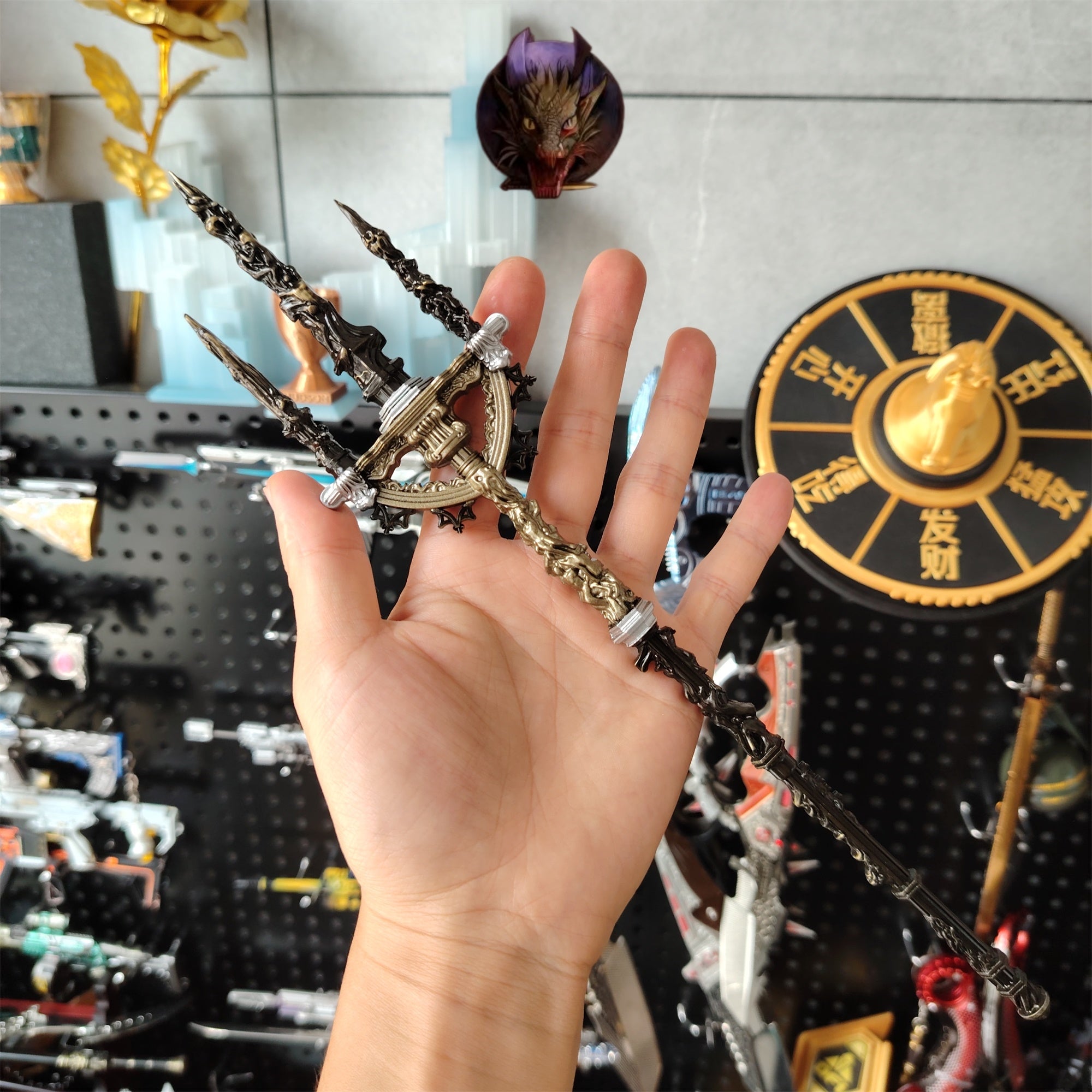 ER Mohgwyn's Sacred Spear Metal Replica