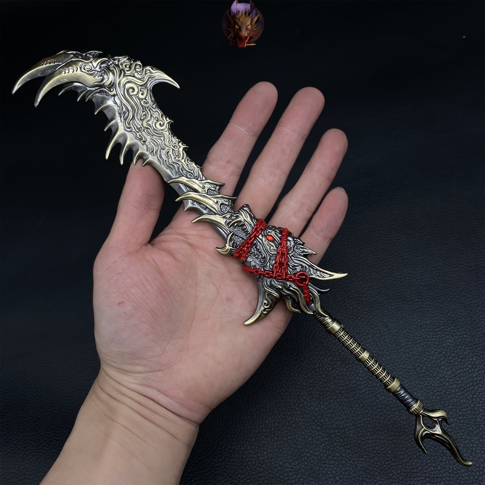 Broad Wolf Lord Sword Metal Craft Replica 29CM