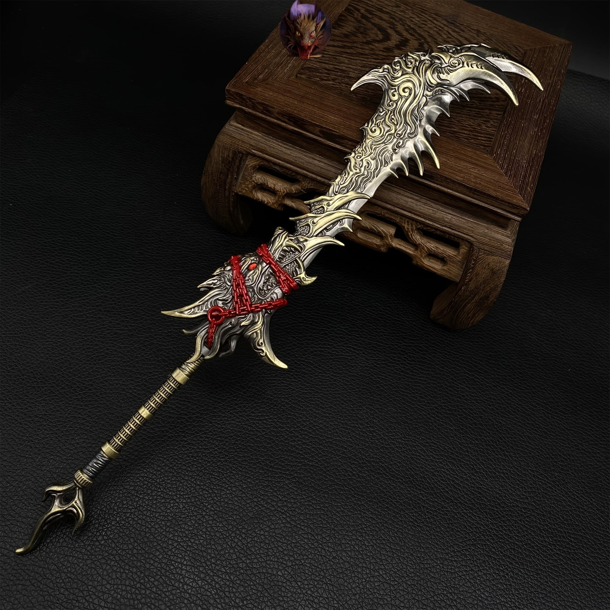 Broad Wolf Lord Sword Metal Craft Replica 29CM