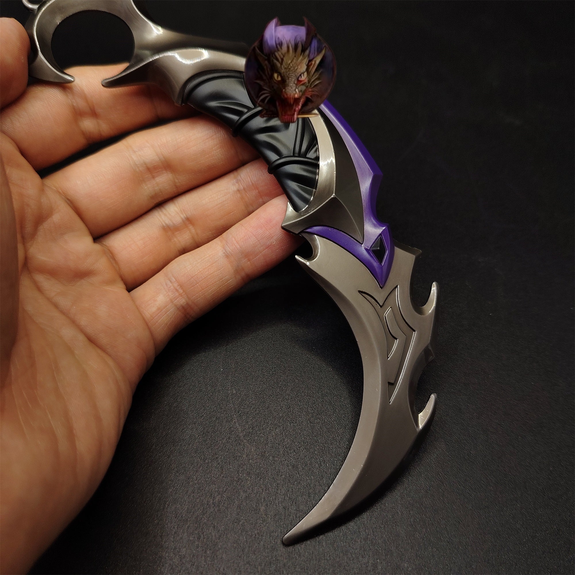 Reaver Karambit Metal Replice