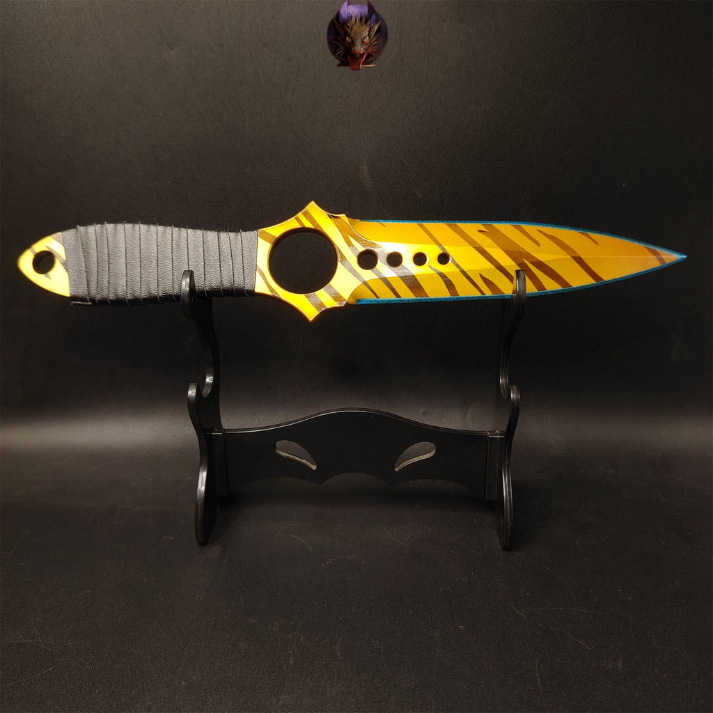 CS Game Skeleton Knife Tiger Tooth Skin Metal Replica
