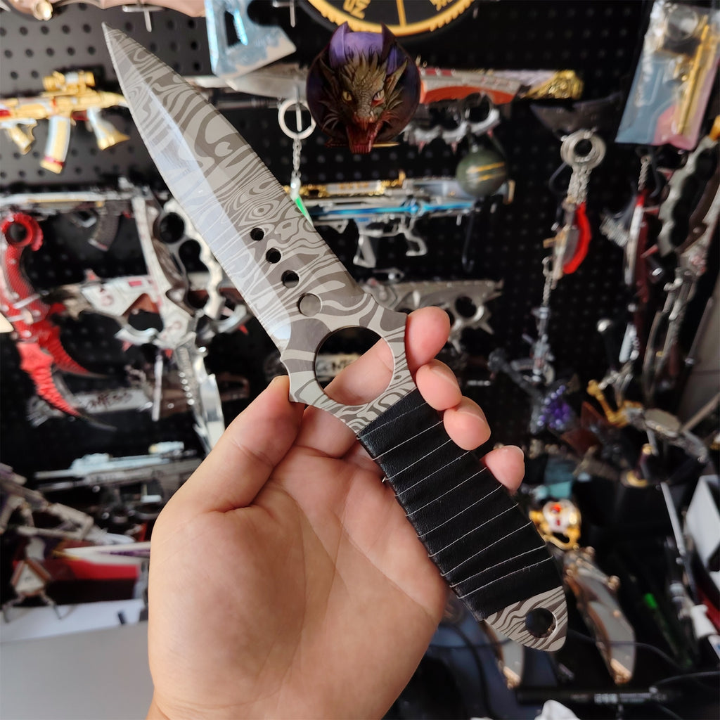 CS Game Skeleton Knife Props Metal Replica
