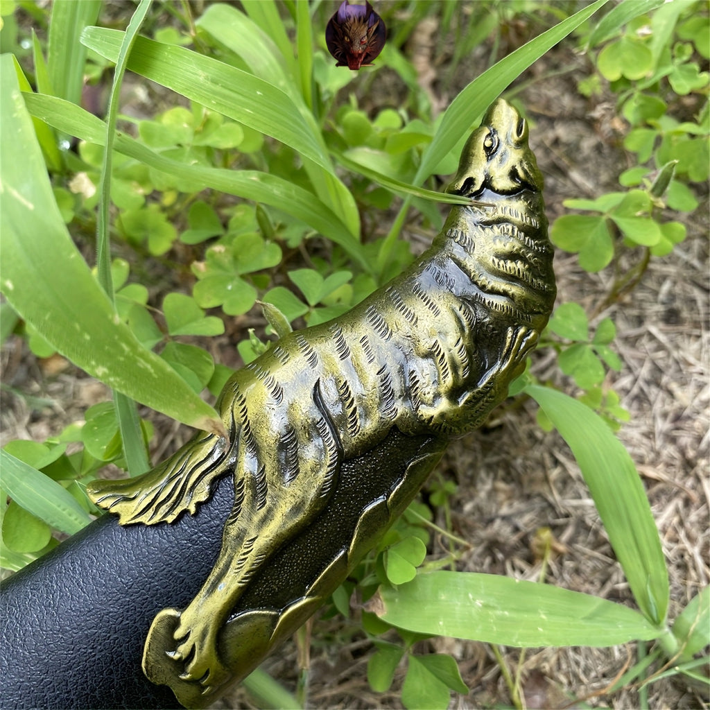 Wolf Head Knife Handcarft Wolf Steel Dagger Blunt Blade Sword