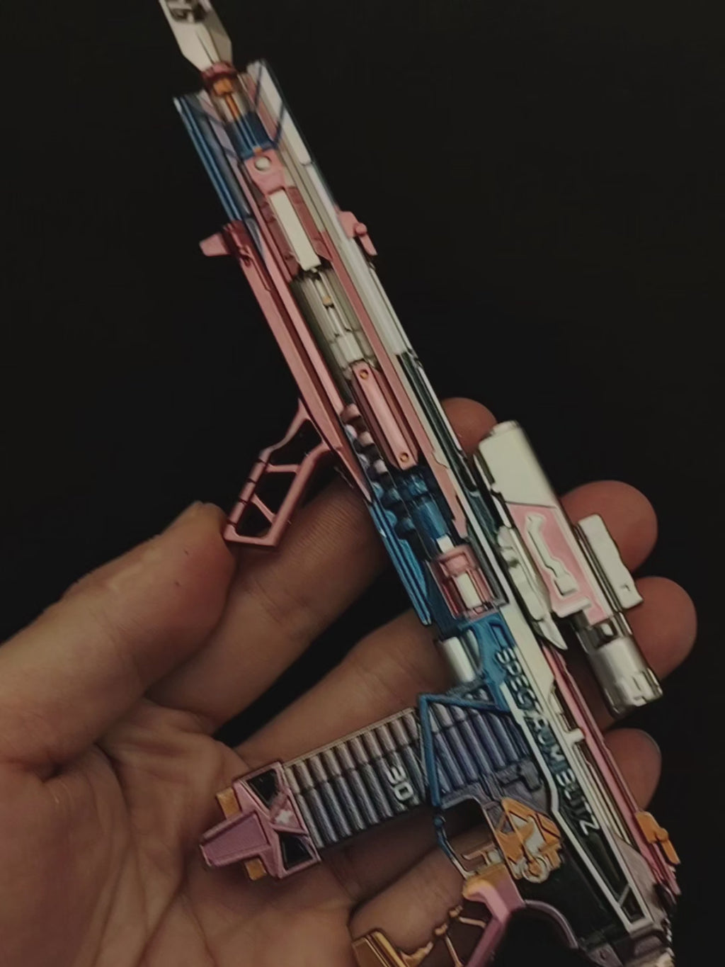 Delta Force M7 Battle Rifle – Prism Offensive S2: Rainbow Crystal Metal Replica