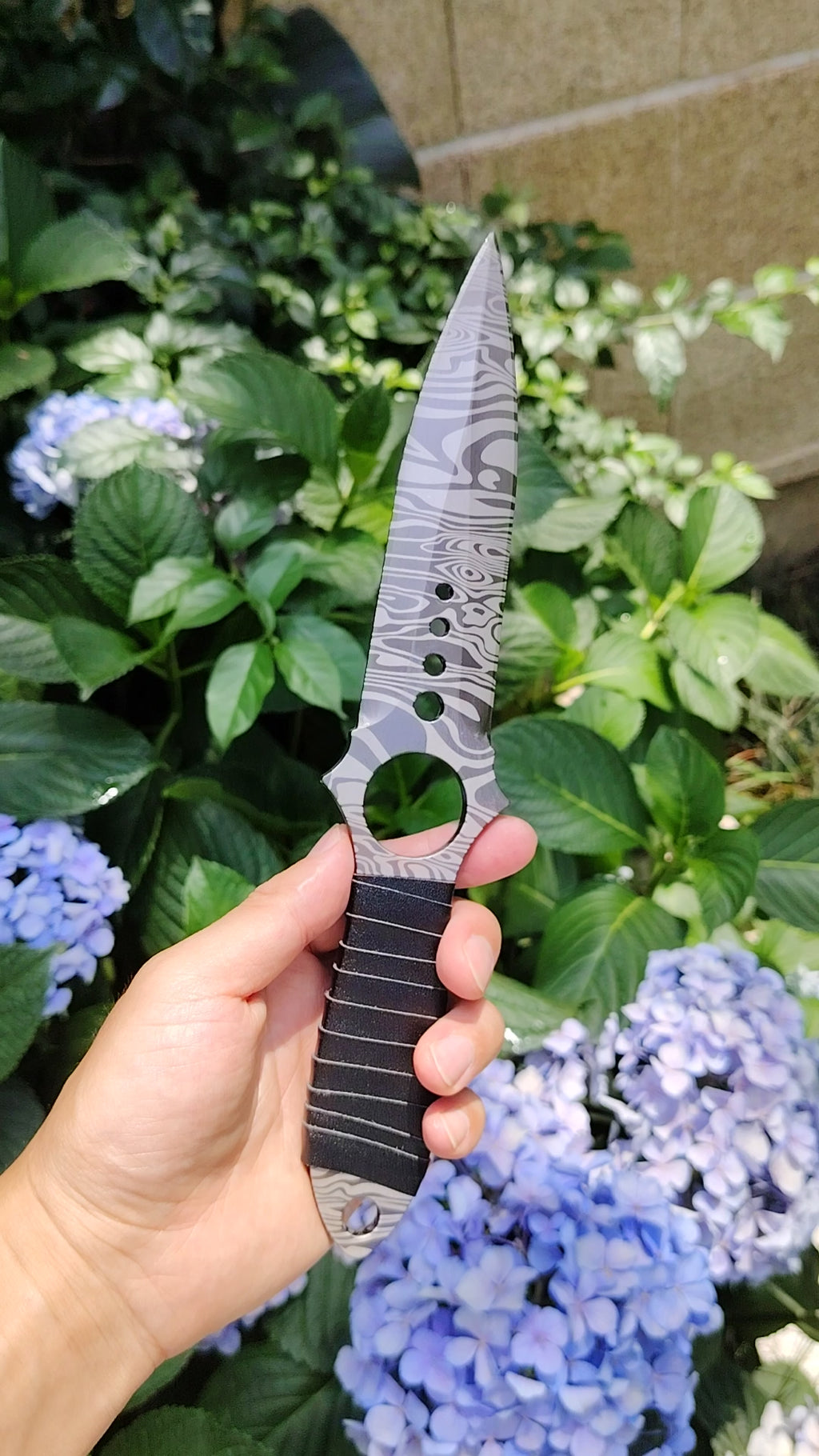 CS Game Skeleton Knife Props Metal Replica