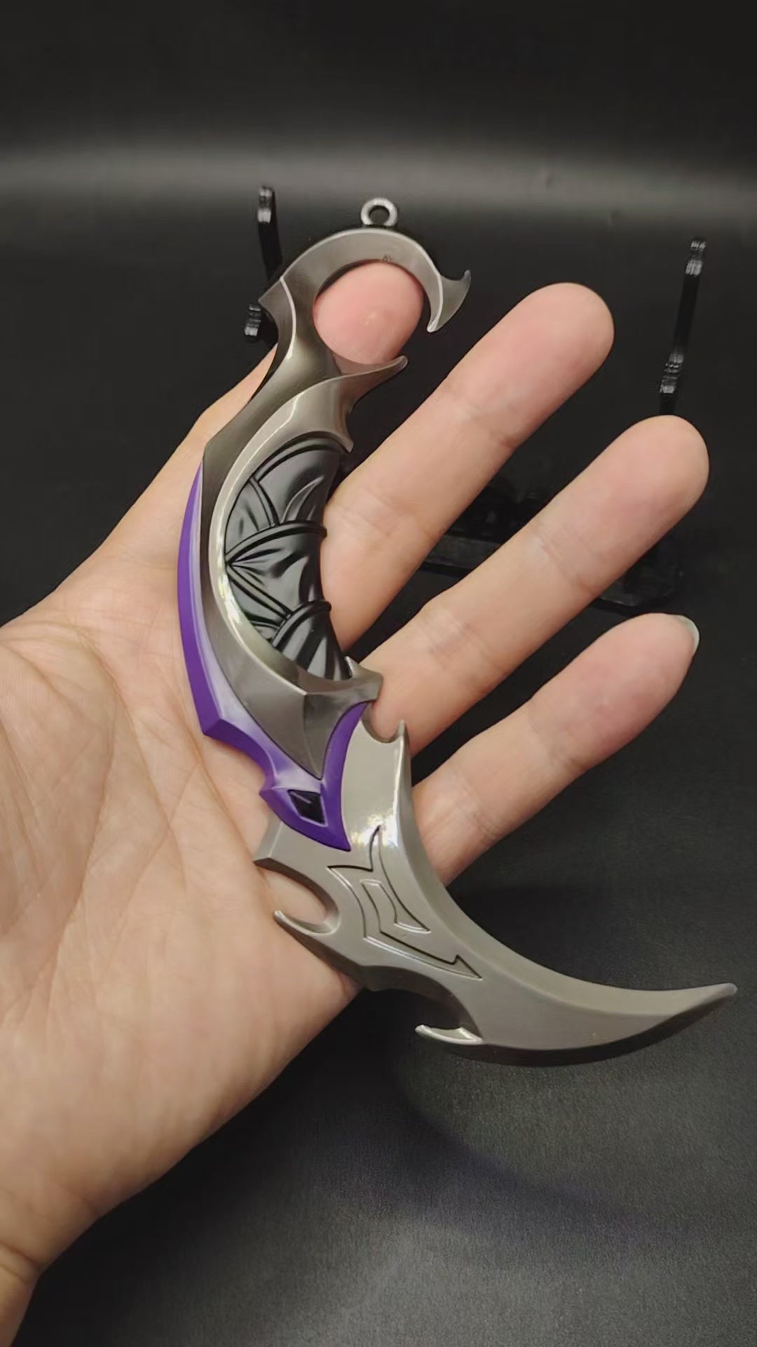 Reaver Karambit Metal Replice