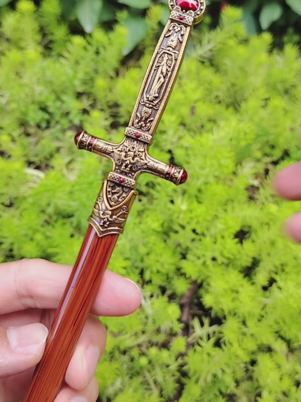 Sword Of Gryffindor 30CM Metal Replica