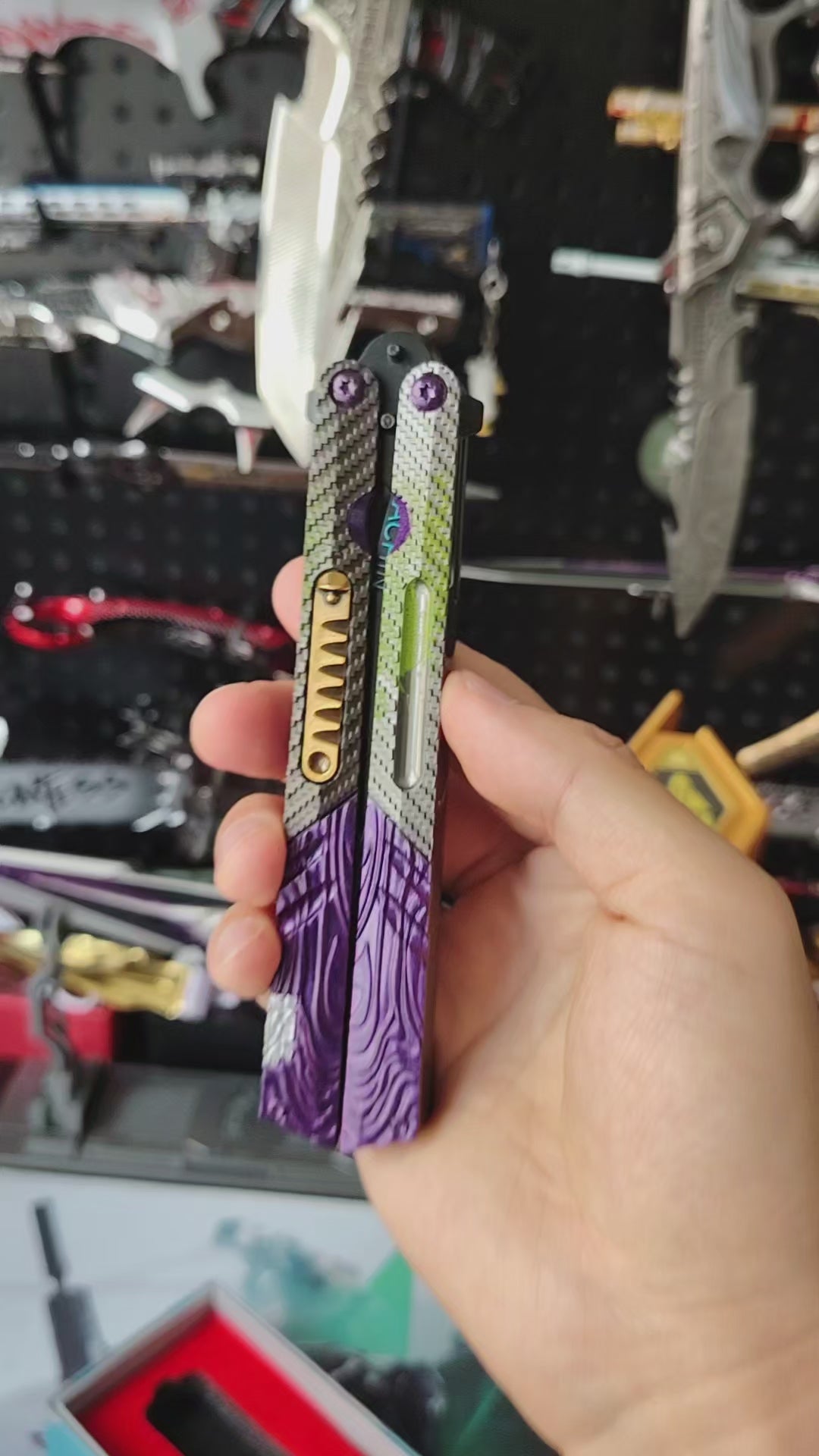 Graffiti Blade Butterfly Knife Metal Replica With Gift Box