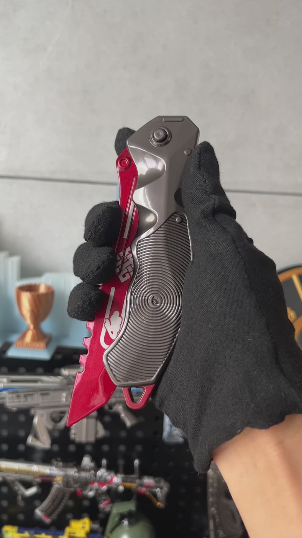 Arena Breakout Game Lucky Rabbit Folding Knife Blunt Metal Replica
