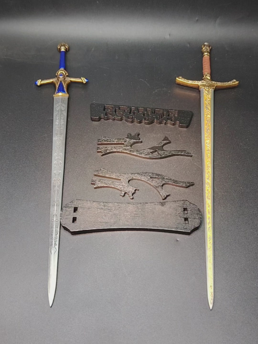 E Ring Twin Moon Knight Rellana Sword Metal Replica 2 Options