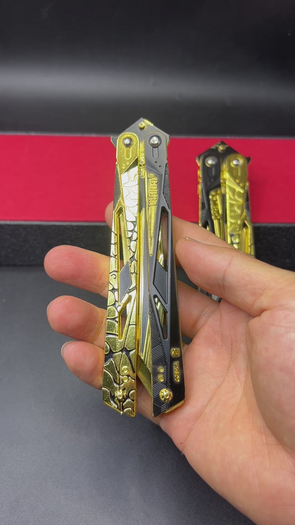Delta Force Game Cobra Vanguard Butterfly Knife Blunt Metal Replica 2 Optins